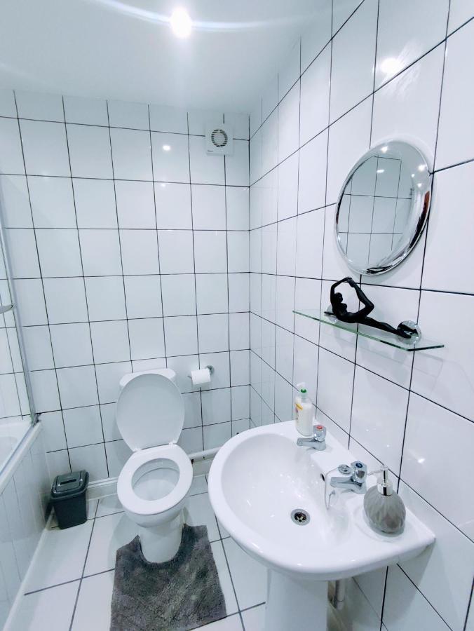 Crystal Suite 2 -Free Private Parking North Shields Exterior foto